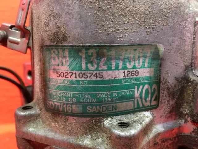 Компрессор кондиционера для Opel Vectra C 2002-2008 на фотографиях