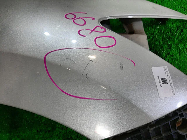 Крылья для Toyota Corolla E140/E150 Седан 2006-2013 на фотографиях