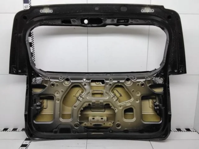 Двери для Kia Carnival 4 KA4 2020+ на фотографиях