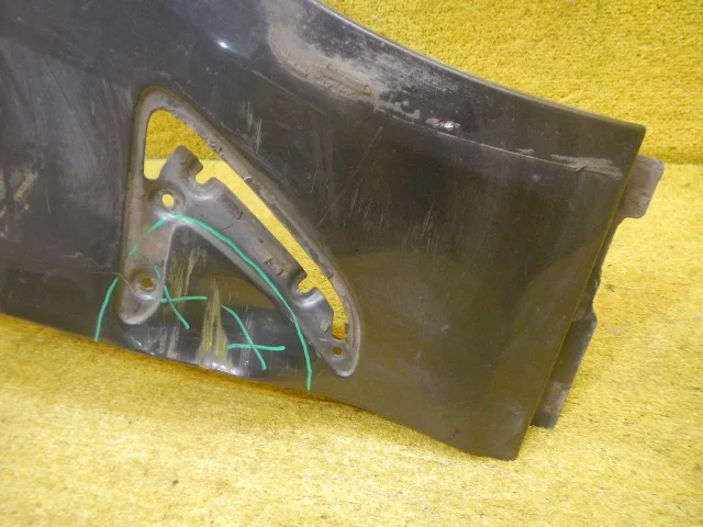 Крыло правое для BMW 3er F30 2011-2019 на фотографиях