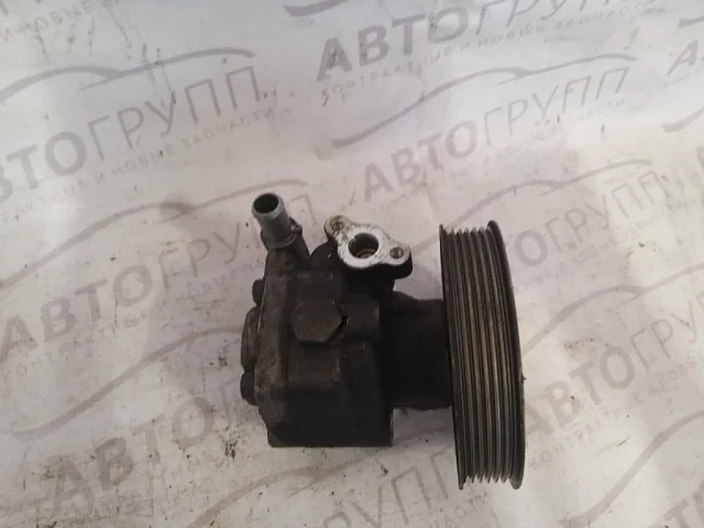 Насос ГУР для Audi Q5 8R 2008-2016 на фотографиях