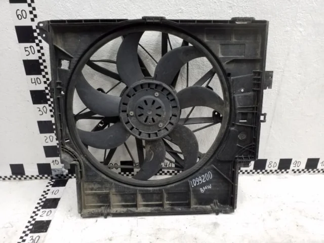 Вентилятор радиатора охлаждения ДВС для BMW X3 F25 2010-2017 на фотографиях