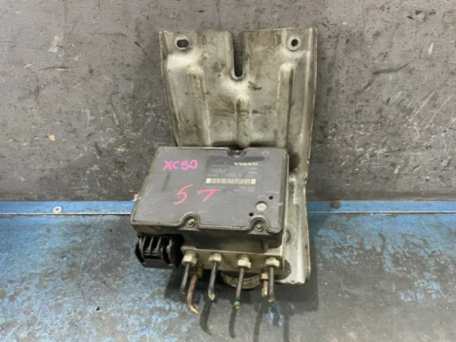 Блок ABS для Volvo XC90 I C 2002-2014 на фотографиях