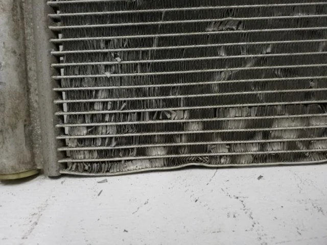 Радиатор кондиционера для Land Rover Freelander L359 rest II 2012-2014 на фотографиях