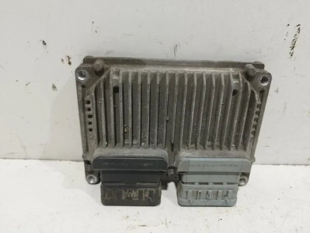 Блок управления вариатором (ЭБУ) для Chevrolet Cruze 1 J300 Хэтчбек 2009-2015 на фотографиях