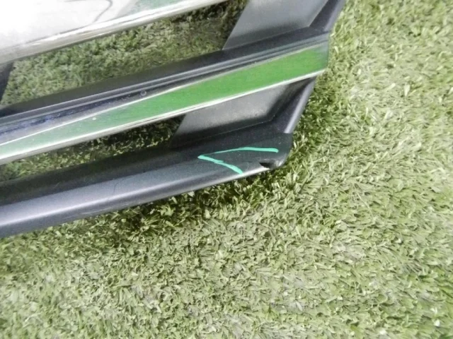 Решетка радиатора для Toyota Corolla E180 rest (RU) 2016-2019 на фотографиях