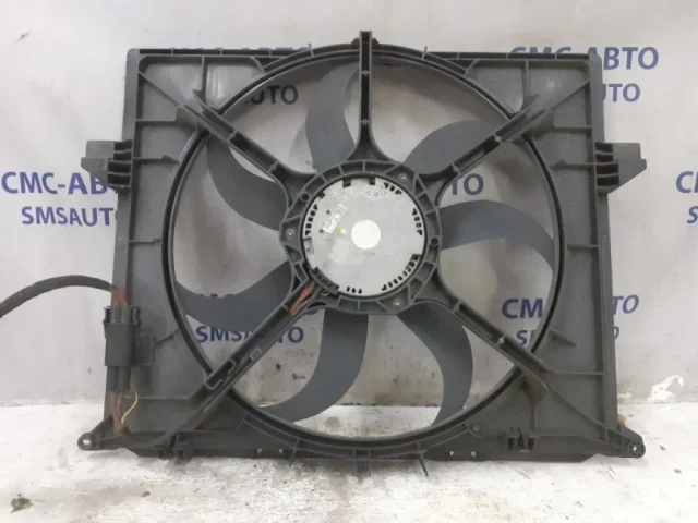 Вентилятор радиатора охлаждения ДВС для Mercedes-Benz M class W164 2005-2011 на фотографиях