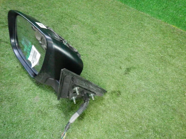 Стекла и зеркала для Nissan Qashqai J11 2013-2019 на фотографиях