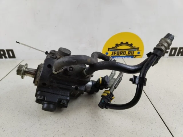 ТНВД для Opel Insignia Седан A 2008-2017 на фотографиях