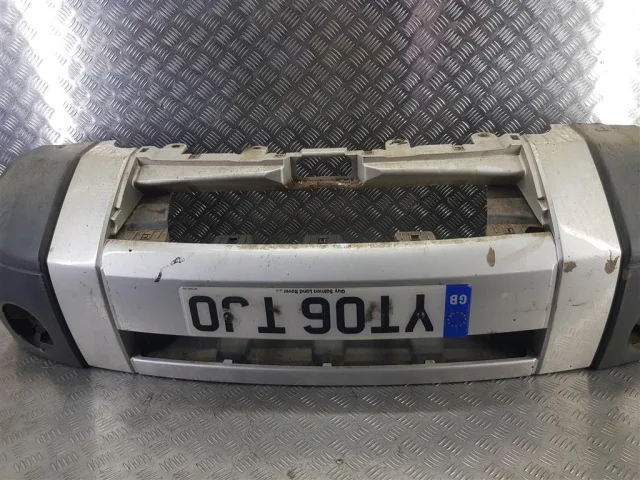 Бампер передний для Land Rover Discovery L319 2004-2009 на фотографиях