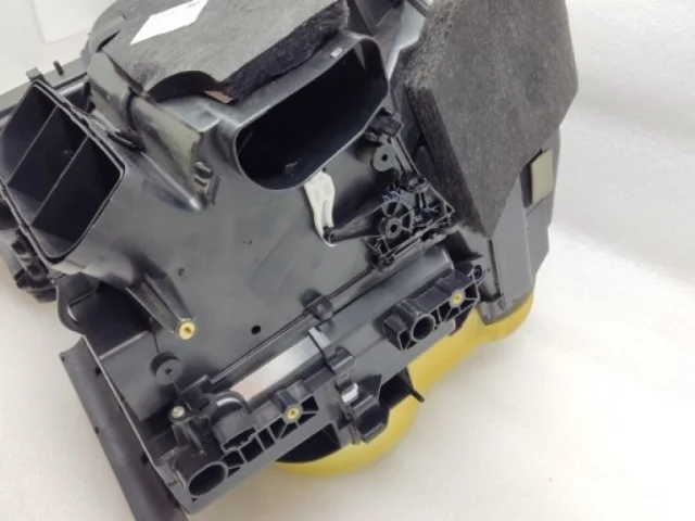 Корпус печки для Skoda Rapid I NH3 2012-2017 на фотографиях