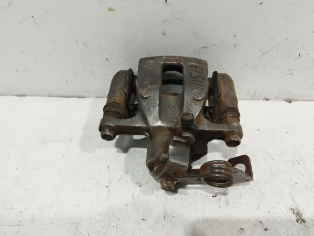 Суппорт задний левый для Hyundai Solaris 1 RB (2011-2013) на фотографиях