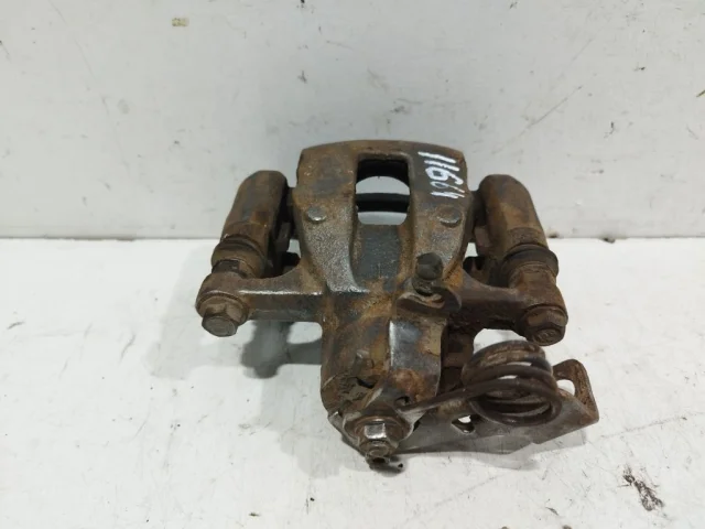 Суппорт задний левый для Hyundai Solaris 1 RB (2011-2013) на фотографиях