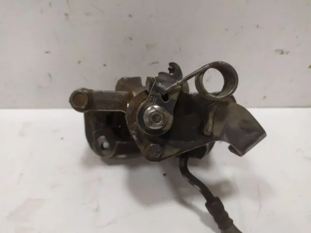 Суппорт задний правый для Kia Rio 3 рестайлинг на фотографиях