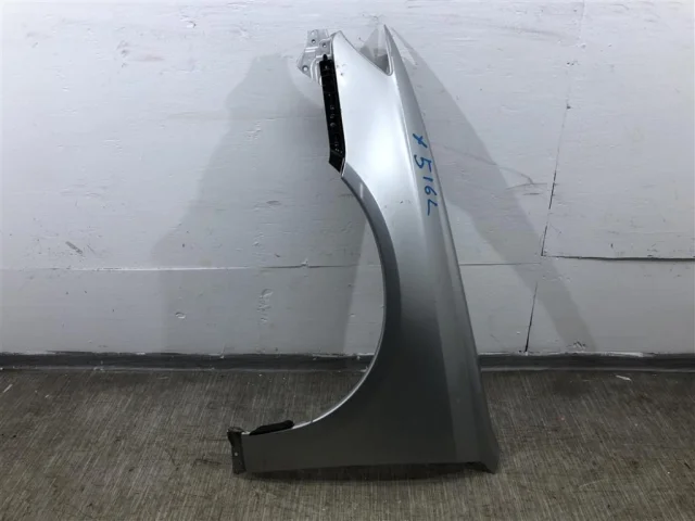 Крыло левое для Subaru Legacy BL/B13 2003-2009 на фотографиях