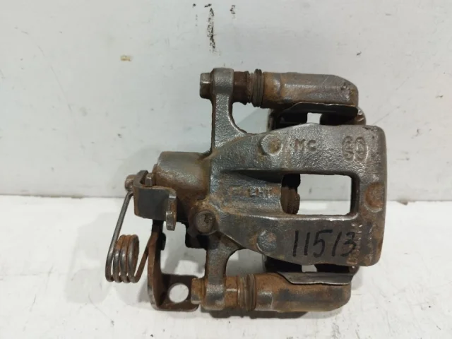 Суппорт задний левый для Hyundai Solaris 1 RB (2011-2013) на фотографиях