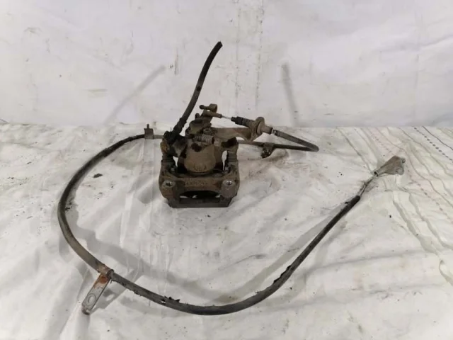 Суппорт задний левый для Mazda CX 5 KF 2017 на фотографиях