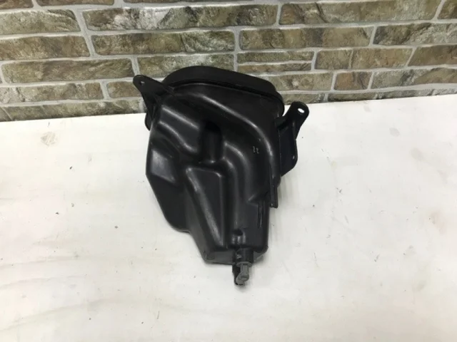 Расширительный бачок радиатора для BMW X5 Е70 2006-2013 на фотографиях