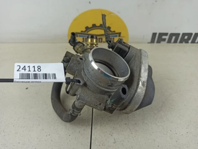 Дроссельная заслонка для Opel Zafira B 2005-2015 на фотографиях