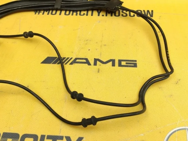 Датчик ABS передний правый для Mercedes-Benz E class W211 2002-2009 на фотографиях