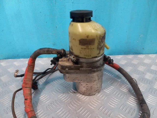 Насос ГУР для Opel Astra H Седан 2004-2014 на фотографиях