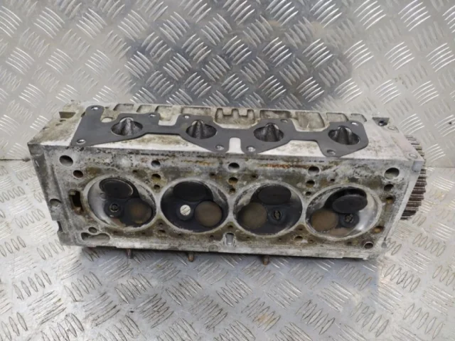 ГБЦ для Renault Logan 2005-2015 (LS) на фотографиях