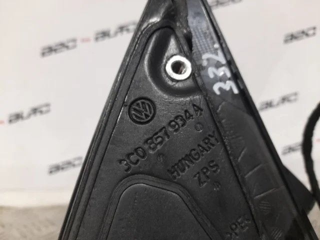 Зеркало боковое левое для Volkswagen Passat (B7) 2010-2014 на фотографиях