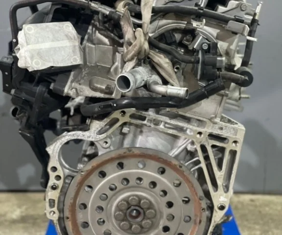 Двигатель без навесного для Honda Odyssey RB1, RB2 2003-2008 на фотографиях