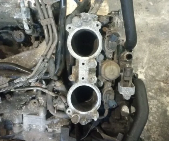 Двигатель для Subaru Legacy Универсал BH/B12 1998-2003 на фотографиях