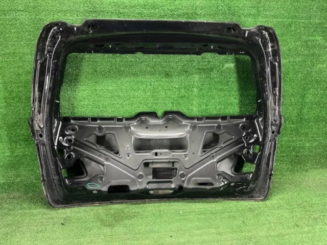 Крышка багажника для Mercedes-Benz GL class X166 2012-2016 на фотографиях