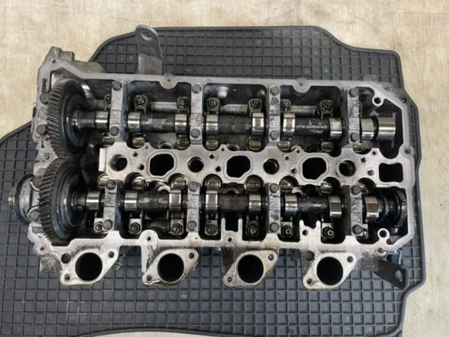 ГБЦ для Mitsubishi Pajero Sport KH0 2008-2013 на фотографиях