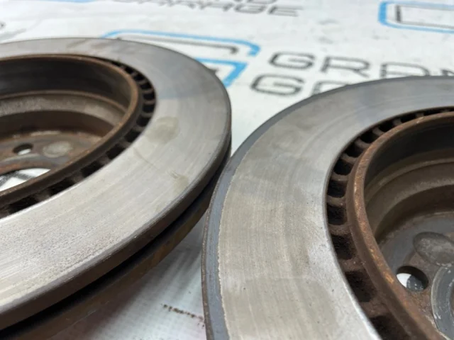 Диски тормозные передние (комплект) для Mercedes-Benz E class W211 2002-2009 на фотографиях