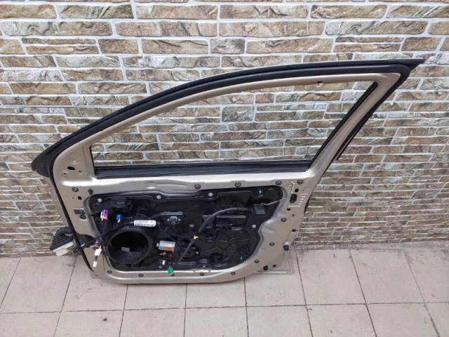 Двери для Jeep Grand Cherokee 4 WK2 rest 2013-2018 на фотографиях