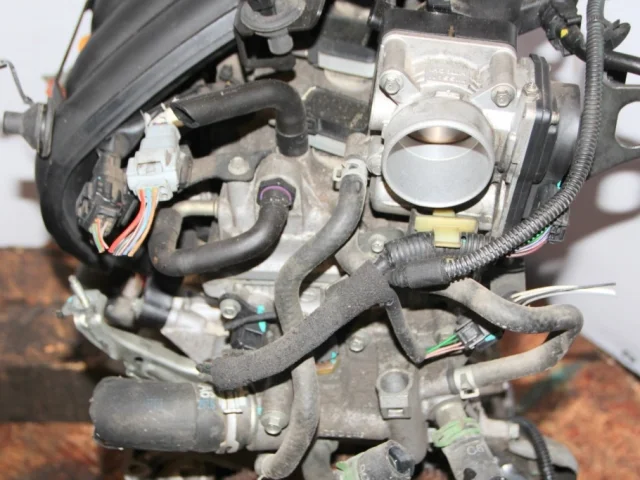 Двигатель без навесного для Renault Logan 2018+ (L8 rest.) на фотографиях