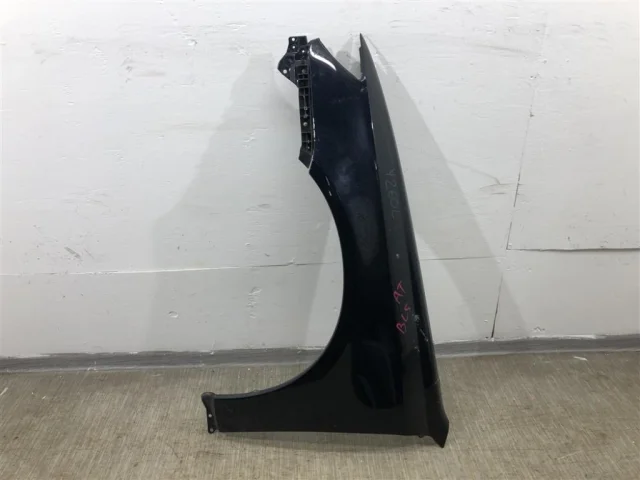 Крыло левое для Subaru Legacy BL/B13 2003-2009 на фотографиях