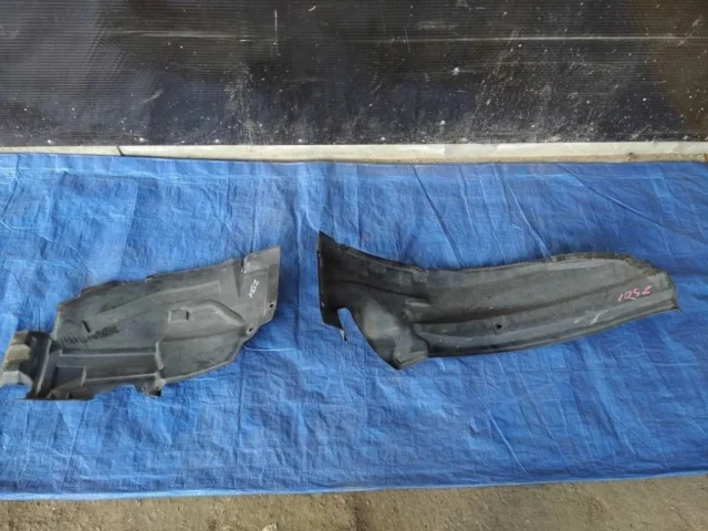 Подкрылок передний левый для Nissan Murano Z50 JDM 2004-2008 на фотографиях