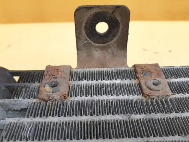 Радиатор охлаждения ДВС для Mercedes-Benz M class W163 1998-2005 на фотографиях