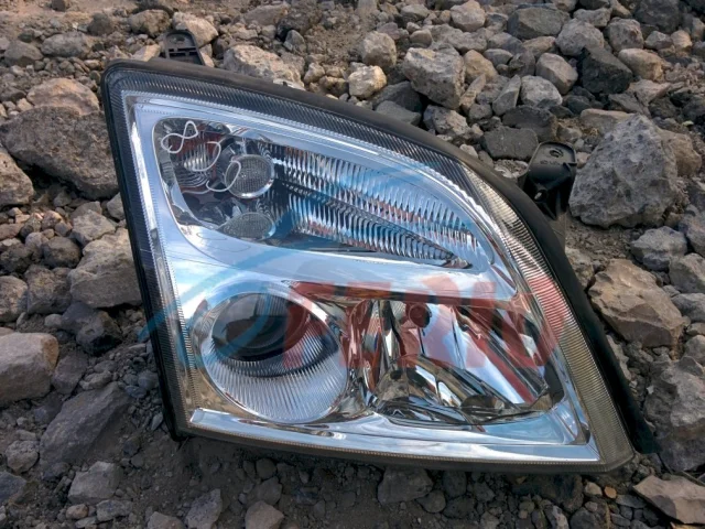 Фары для Opel Vectra C 2002-2008 на фотографиях