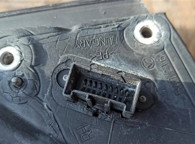 Зеркало боковое правое для Opel Insignia Седан A 2008-2017 на фотографиях