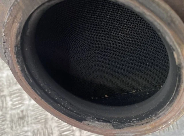 Катализатор для BMW X6 Е71 2007-2012 на фотографиях