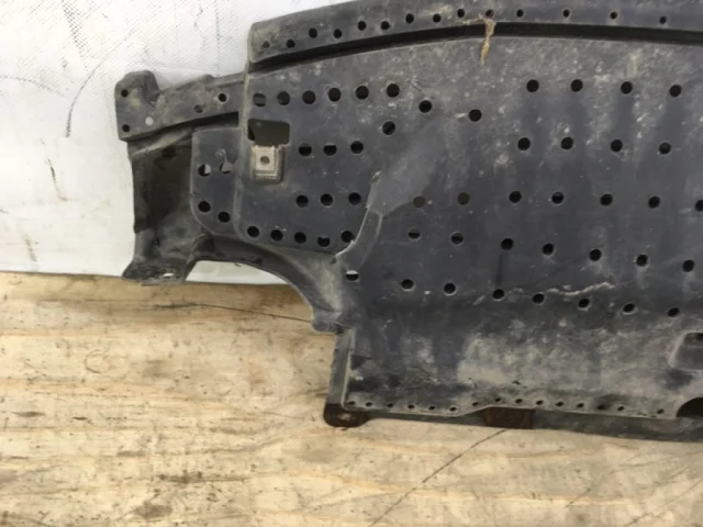 Защита картера двигателя для Suzuki Grand Vitara 2005-2014 на фотографиях