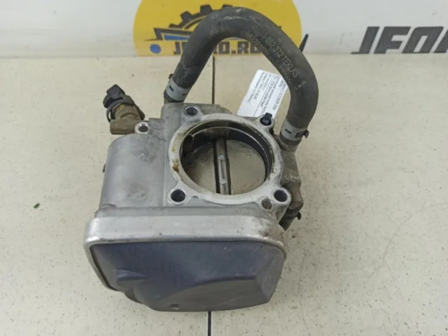 Дроссельная заслонка для Opel Zafira B 2005-2015 на фотографиях