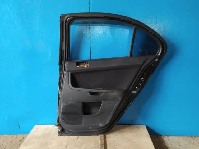 Дверь задняя правая для Mitsubishi Lancer 9 Седан CS 2003-2010 на фотографиях