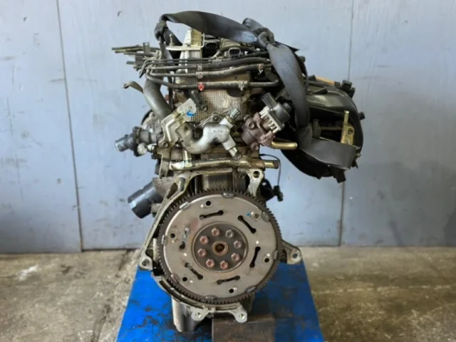 Двигатель без навесного для Chevrolet Tracker 2 (5dr) 1998-2004 на фотографиях