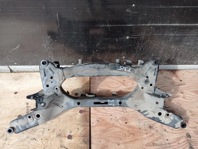 Задняя балка для Nissan X-Trail T31 RU 2007-2014 на фотографиях