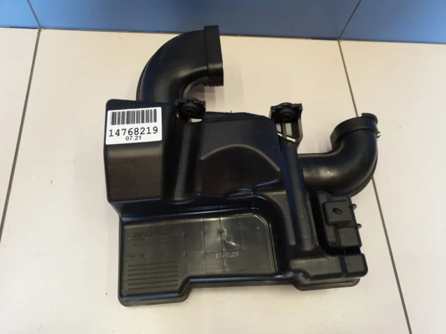 Резонатор воздуховода для Hyundai Solaris 2 (2017-2022) на фотографиях