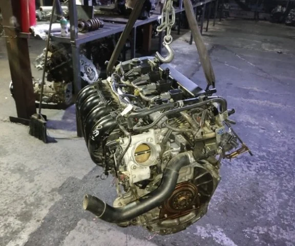 Двигатель без навесного для Mazda CX 9 TB 2007-2015 на фотографиях