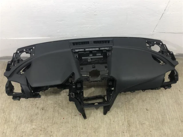 Подушка безопасности пассажира для Subaru Forester SK 2019+ на фотографиях