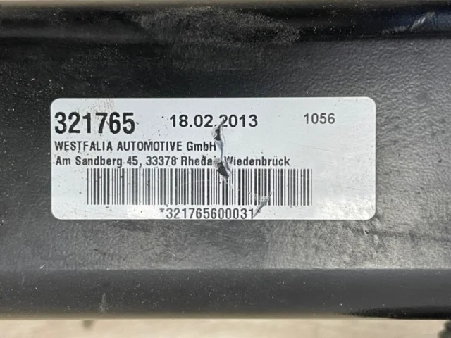 Фаркоп для Volkswagen Touareg II (7P5) 2010-2014 на фотографиях