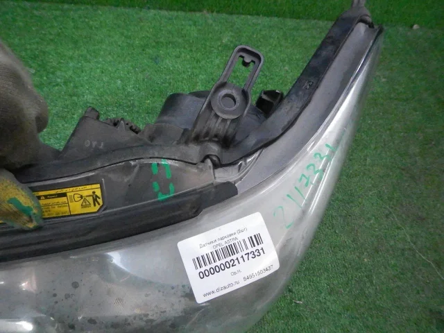 Фара левая для Lexus LX J200 2007-2015 на фотографиях